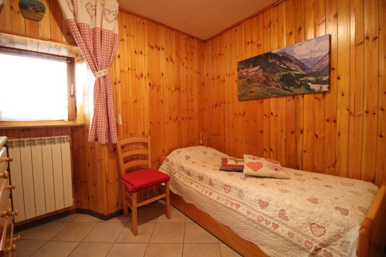Lo Stambecco Holiday Apartment - Affitti Brevi Italia Brusson Εξωτερικό φωτογραφία